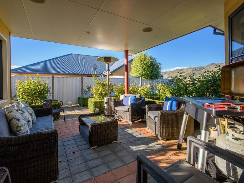 Kawarau Bay View - Cromwell Holiday Home Dış mekan fotoğraf